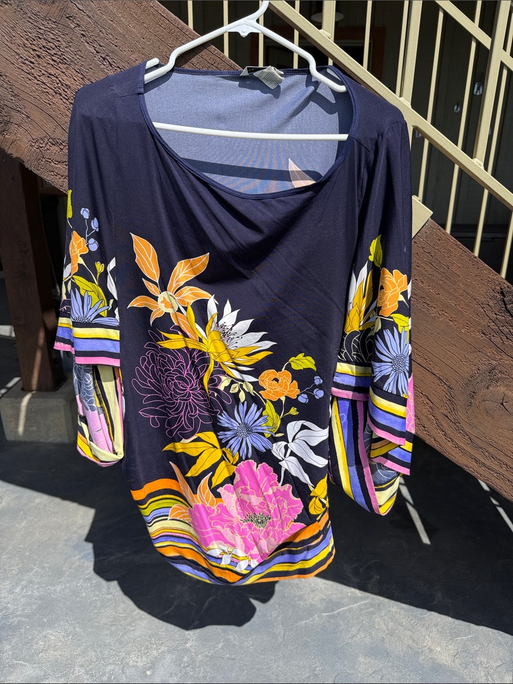Trina Turk size MED cover up. Navy Scoop-Neck Women's with Multicolor Flower